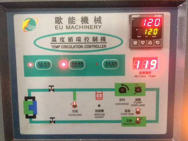 高溫油溫機(jī)噴油排氣操作方法